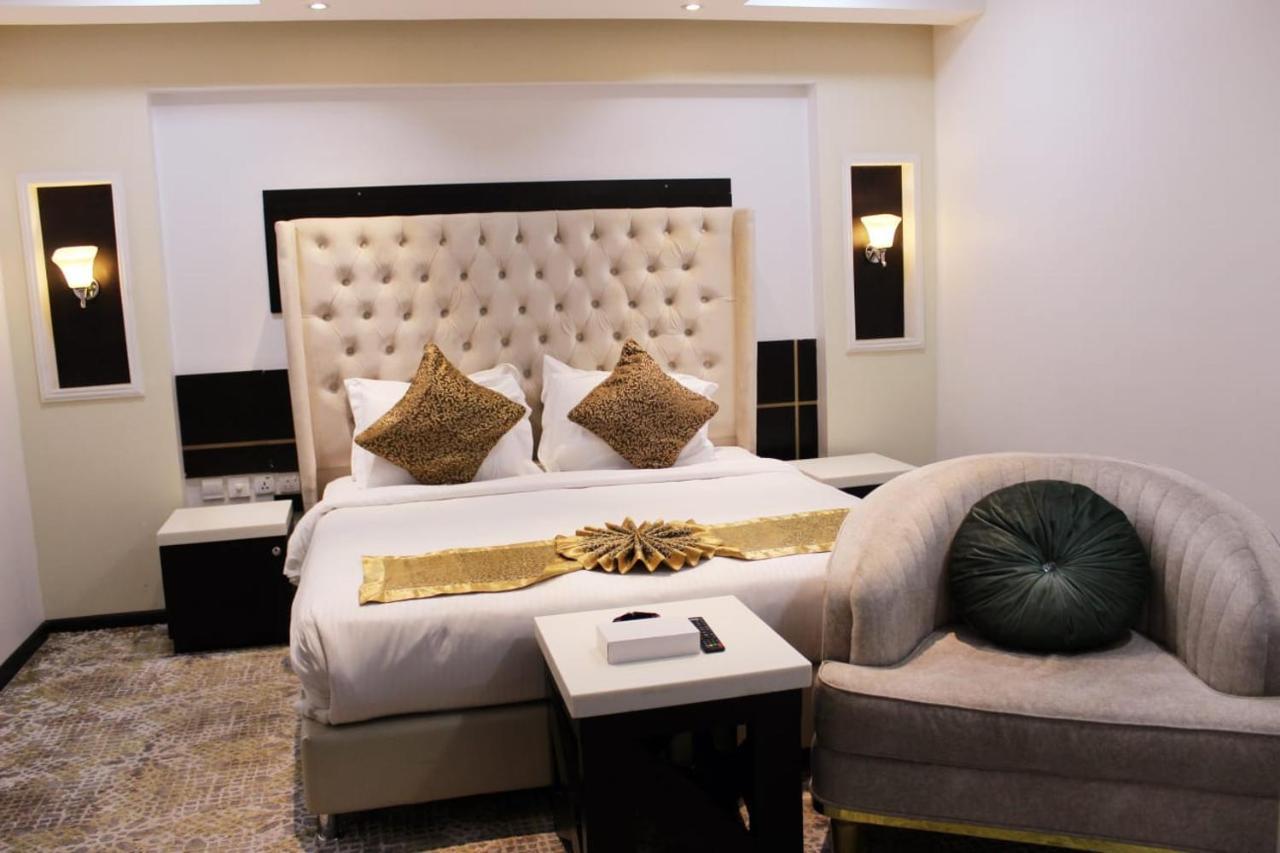 اصاله الشروق للأجنحه الفندقيه Al Khobar Exterior photo