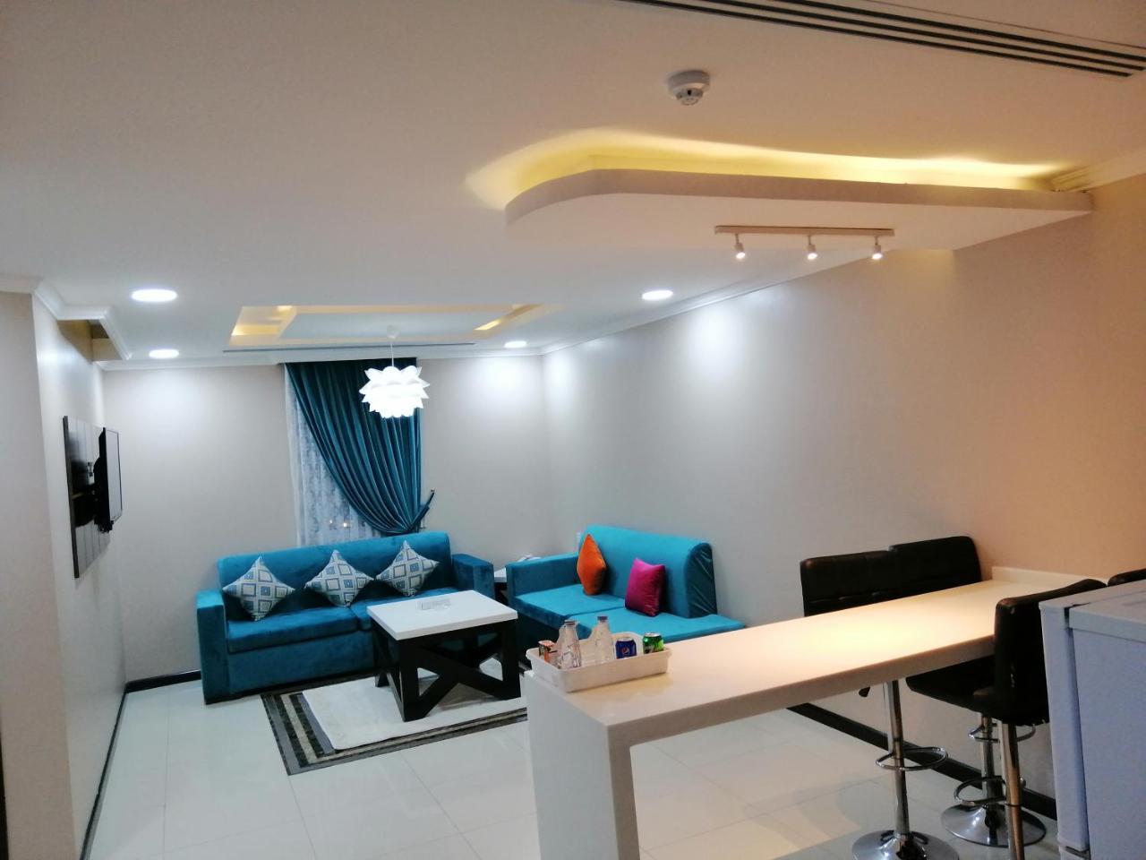 اصاله الشروق للأجنحه الفندقيه Al Khobar Exterior photo